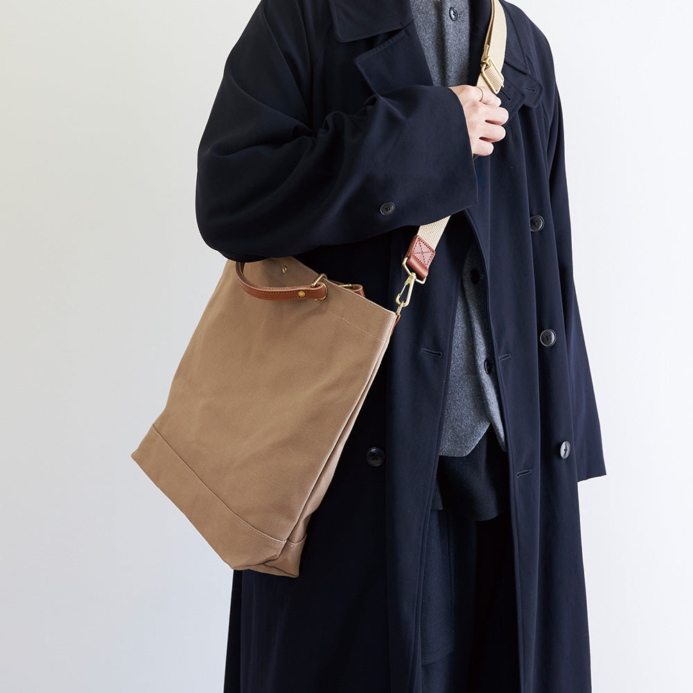 日本製　倉敷帆布クラシックス　グロメットトート　ネイビー 1202_31_b4a01fb0-9629-4f37-