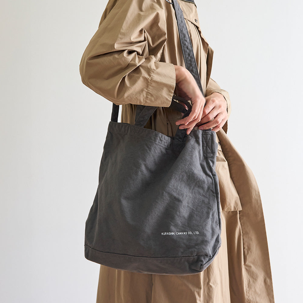 ショルダートート(墨) – 倉敷帆布オンラインストア