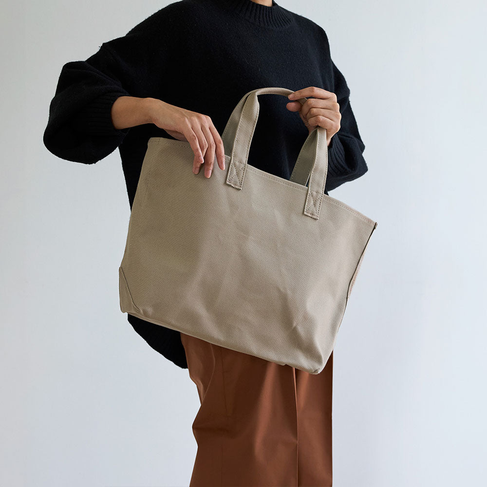 RIGIDE TOTE BAG