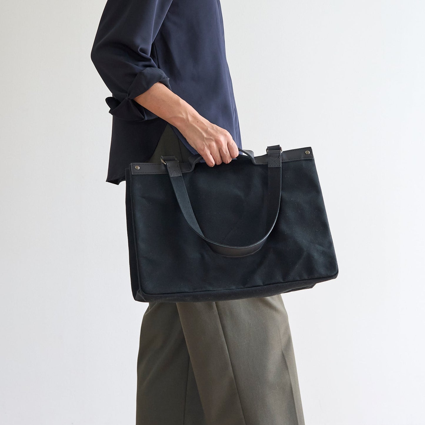 【限定】Earthマルチトート TA-ER005  ブラック